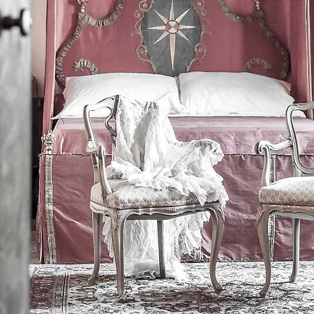 Palazzo Buonvisi Bed & Breakfast