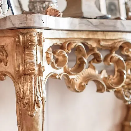 Palazzo Buonvisi Bed & Breakfast